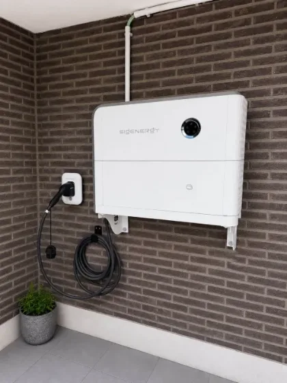 Omvormer Sigenergy met laadpunt