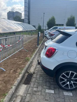 Aanleg laadpalen parking in uitvoering